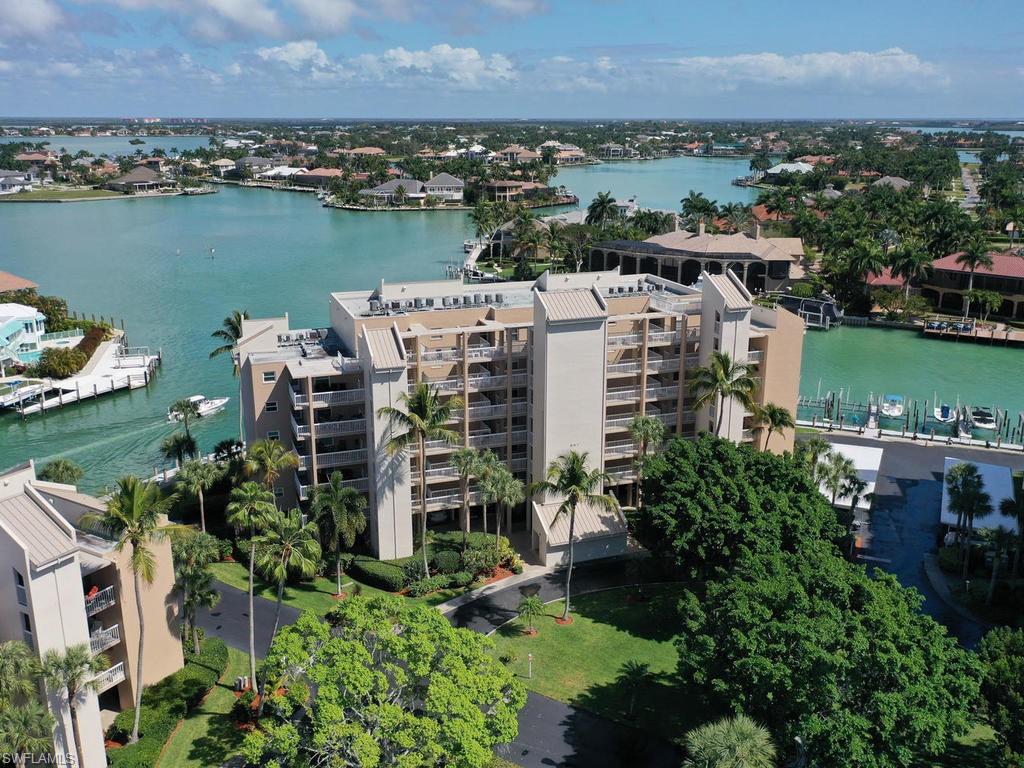 EAGLE CAY - Residential