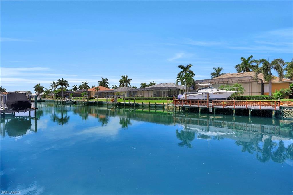 MARCO BEACH - Residential