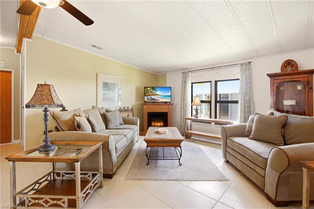 BURNT STORE COLONY - Residential