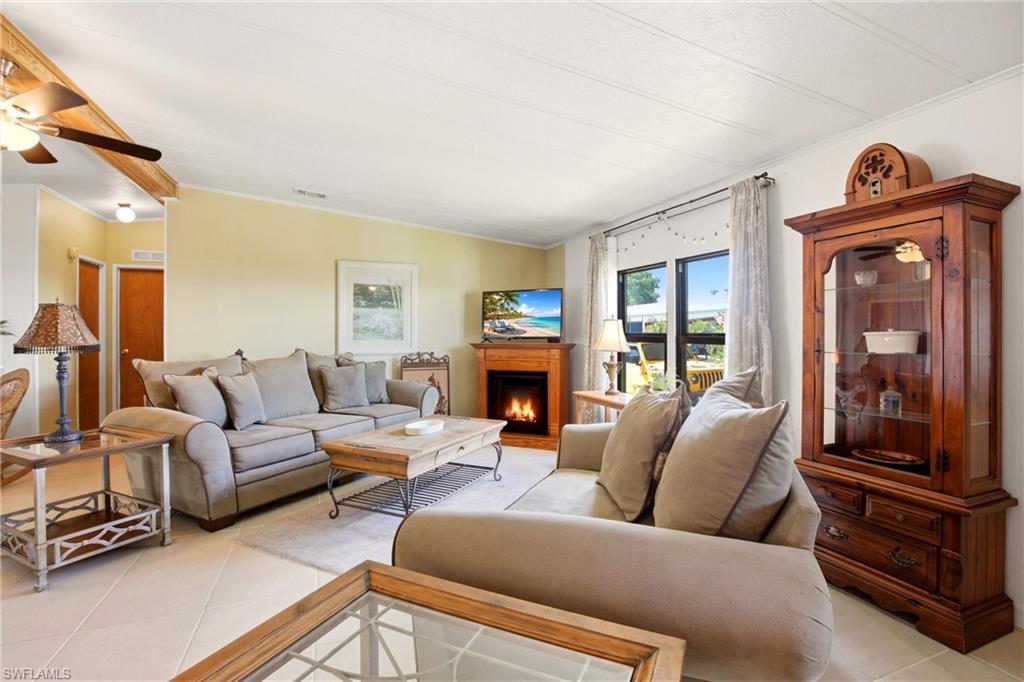 BURNT STORE COLONY - Residential