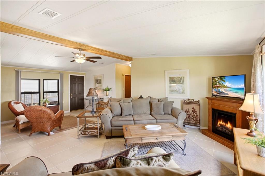 BURNT STORE COLONY - Residential