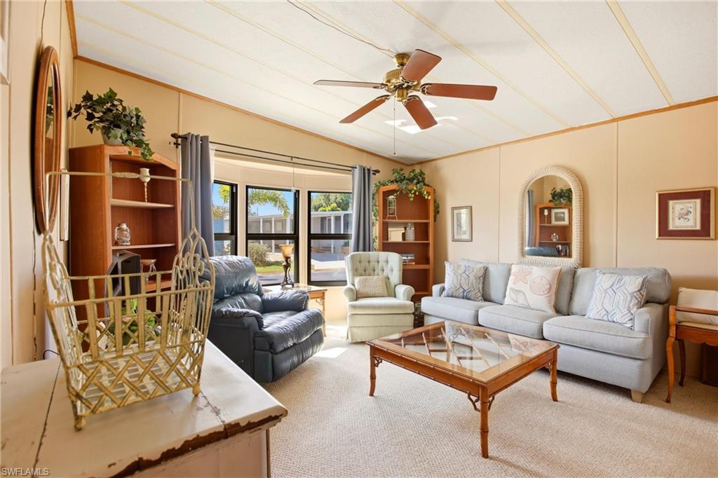 BURNT STORE COLONY - Residential