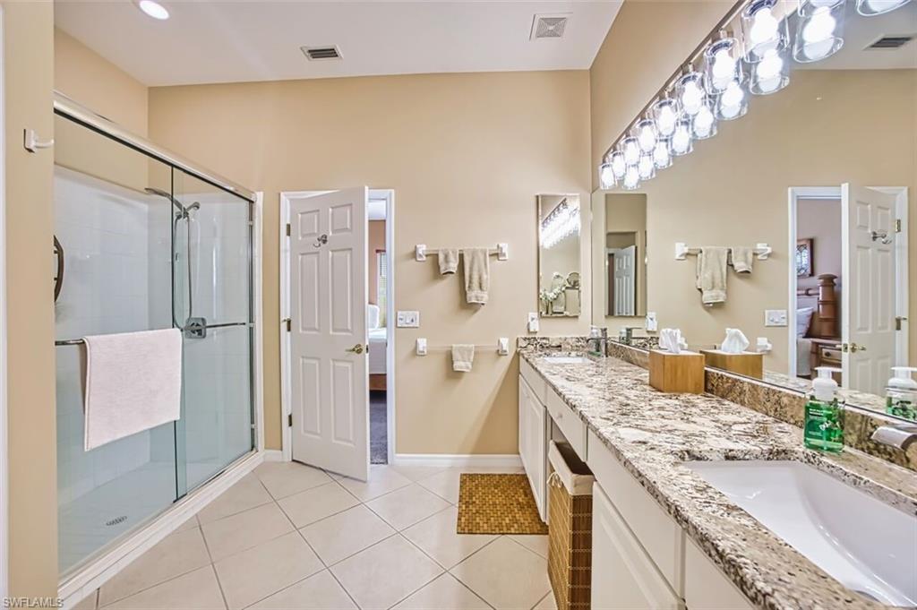 MAJESTIC POINTE - Residential