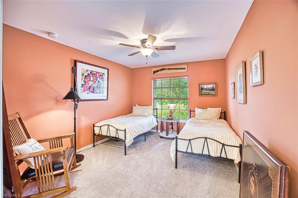 MAJESTIC POINTE - Residential