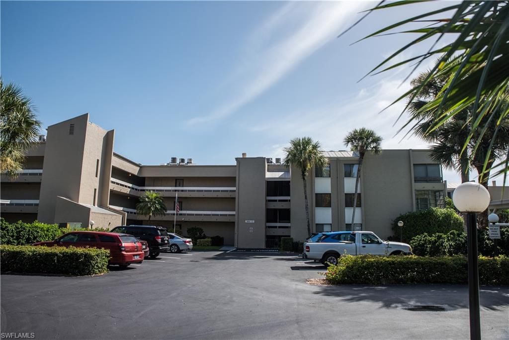 LAKEWOOD - Residential