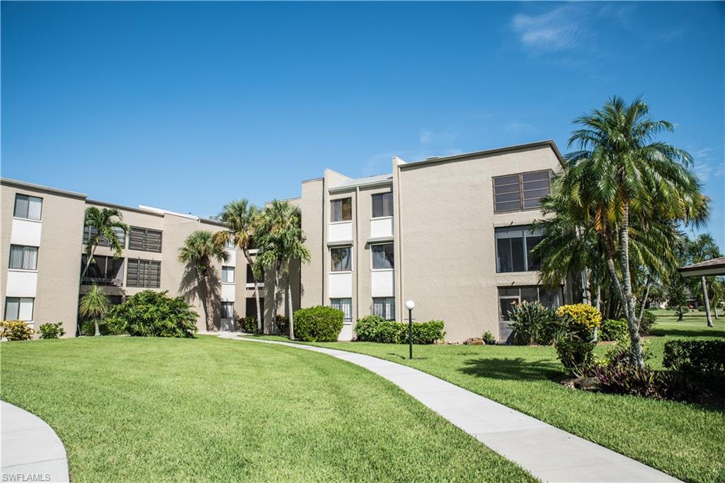 LAKEWOOD - Residential