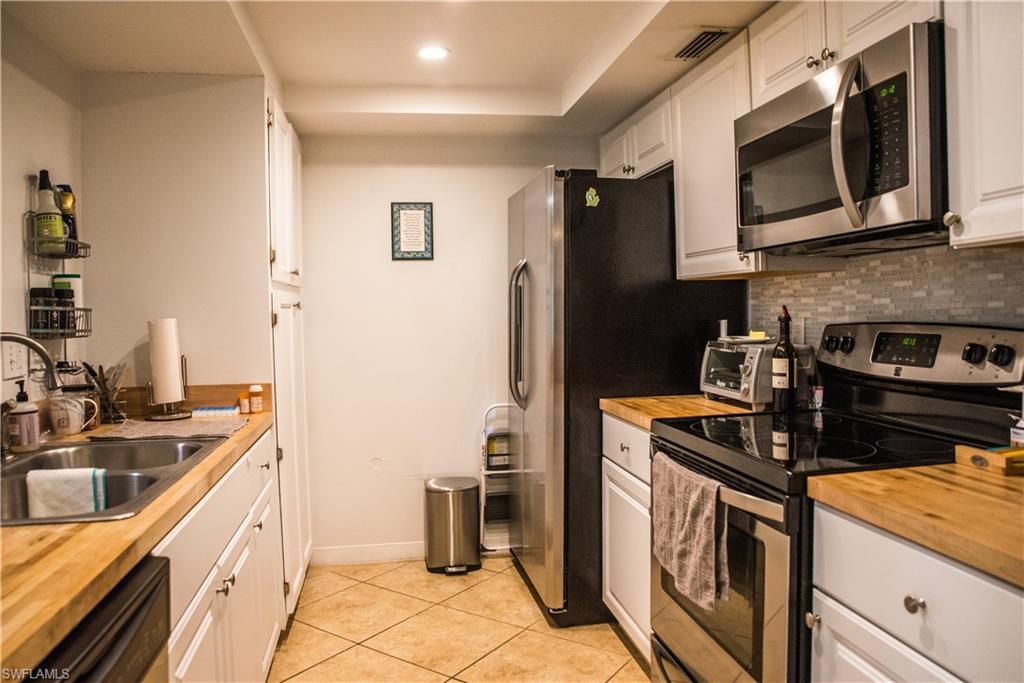 LAKEWOOD - Residential