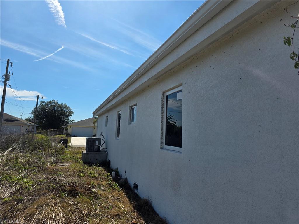 LEHIGH ACRES - Residential