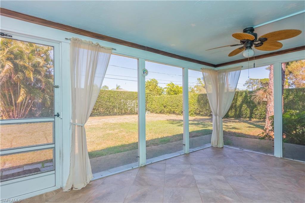 NAPLES PARK - Residential