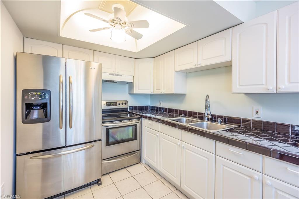 NAPLES PARK - Residential