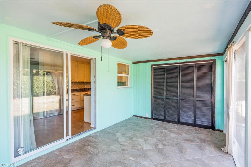 NAPLES PARK - Residential