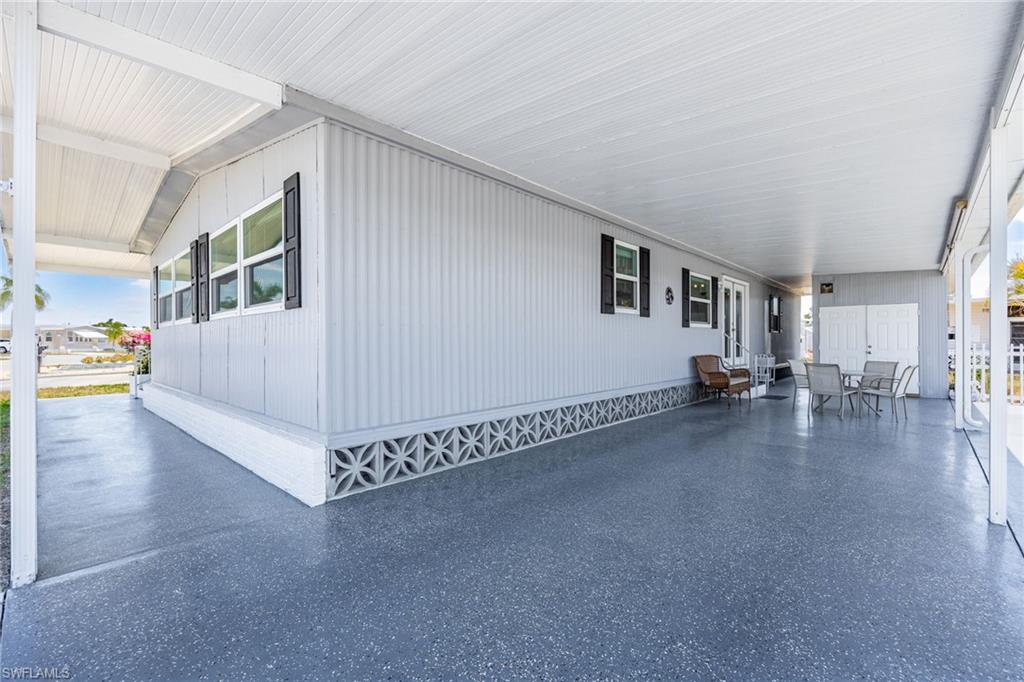 SIX LAKES COUNTRY CLUB - Residential