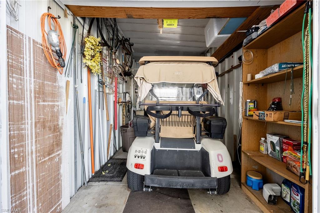 SIX LAKES COUNTRY CLUB - Residential