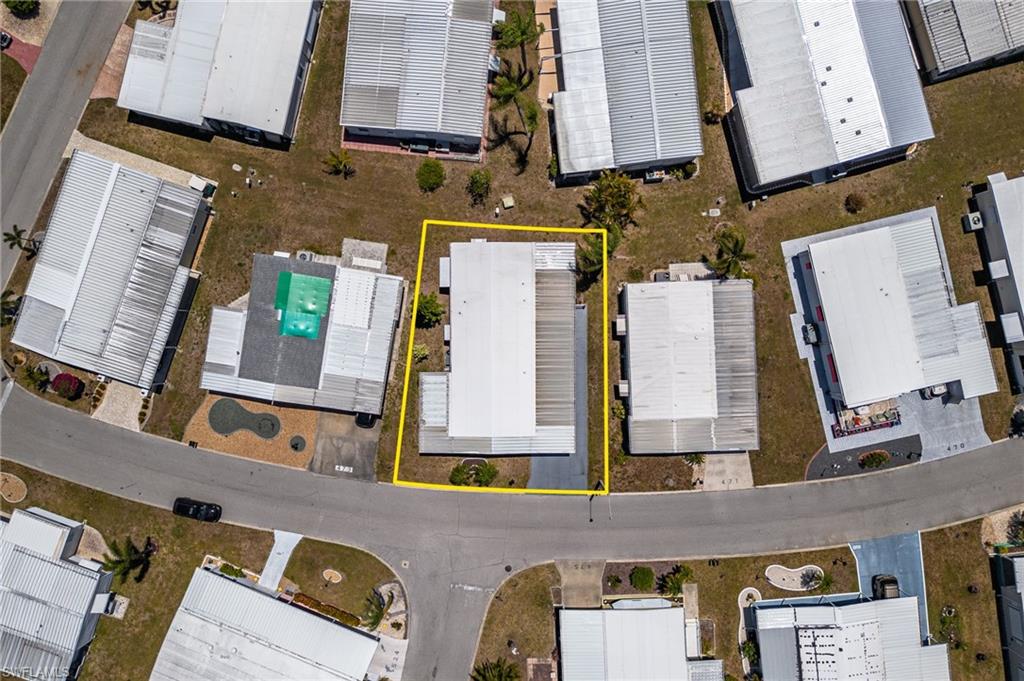 SIX LAKES COUNTRY CLUB - Residential