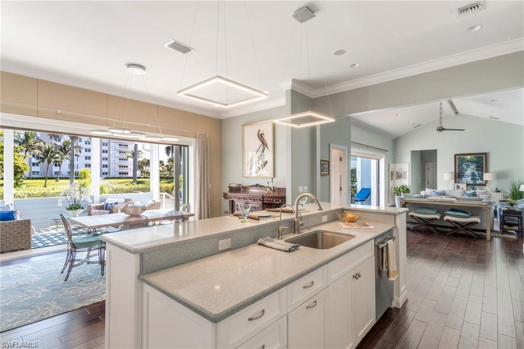 OLDE NAPLES - Residential