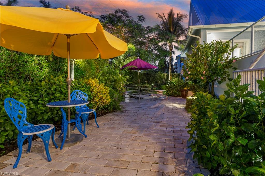 OLDE NAPLES - Residential