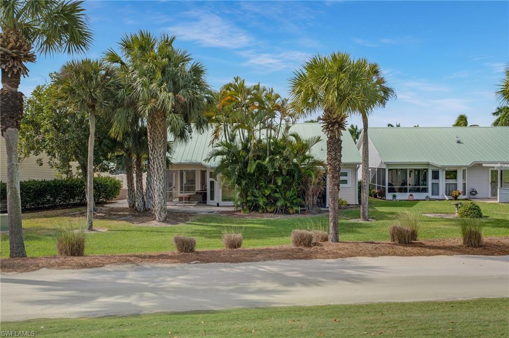 SAGAMORE COURT - Residential