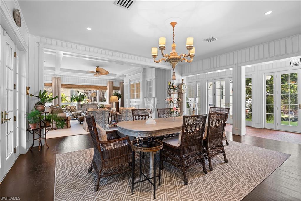 AQUALANE SHORES - Residential