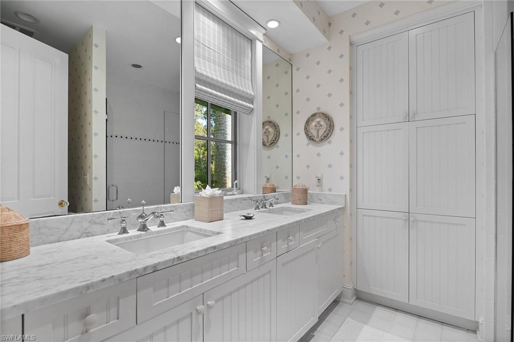 AQUALANE SHORES - Residential