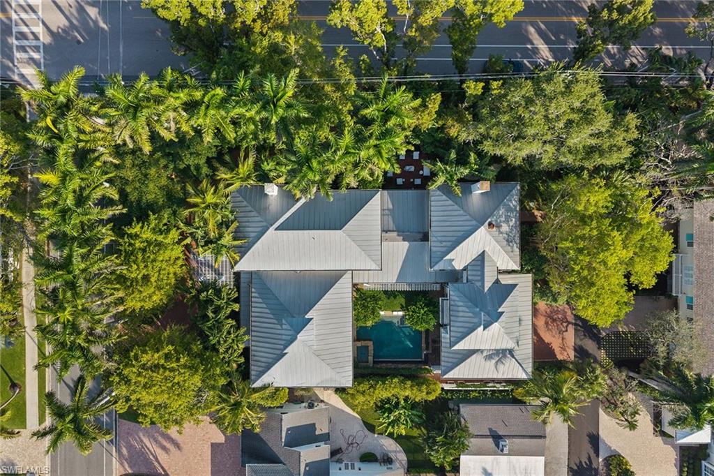 AQUALANE SHORES - Residential