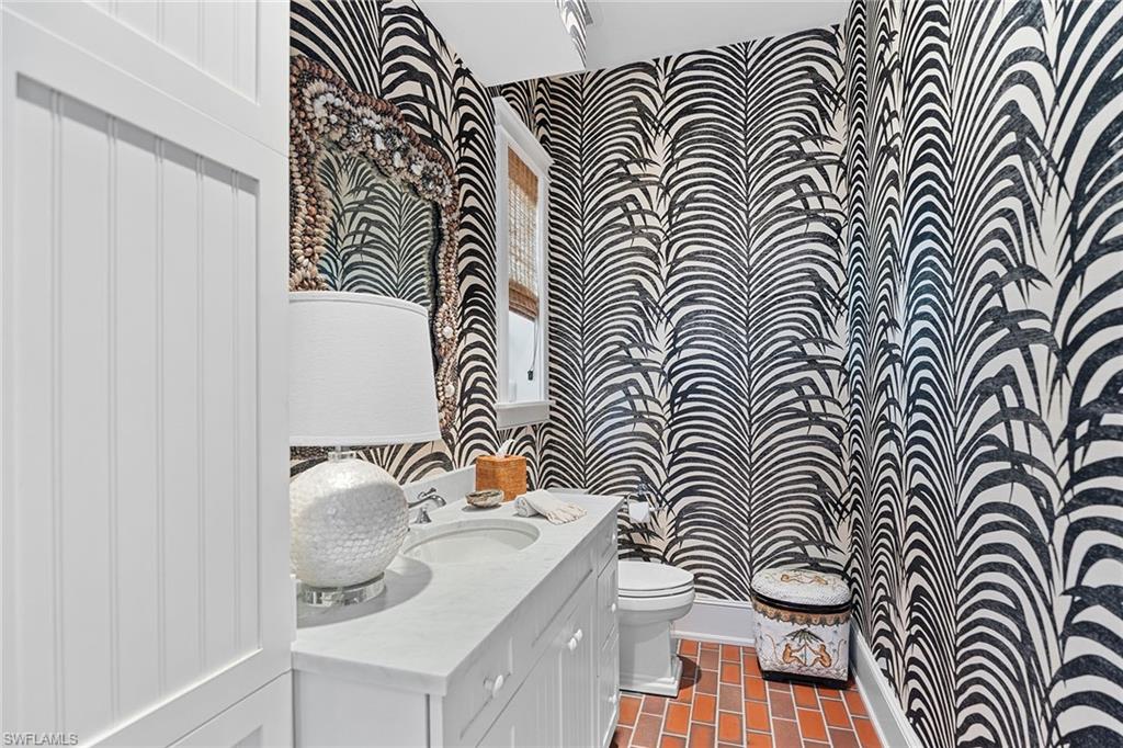 AQUALANE SHORES - Residential