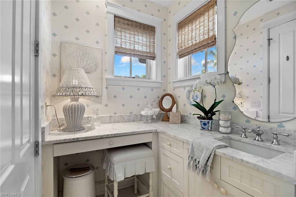 AQUALANE SHORES - Residential