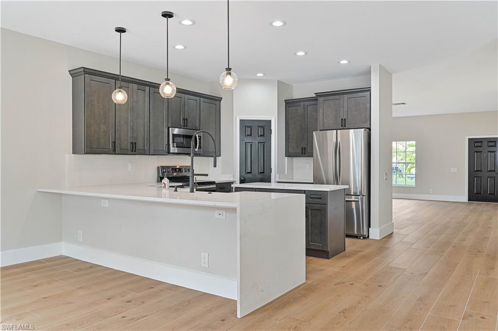 DANFORTH LAKES - Residential