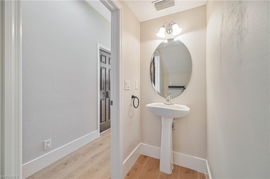 DANFORTH LAKES - Residential