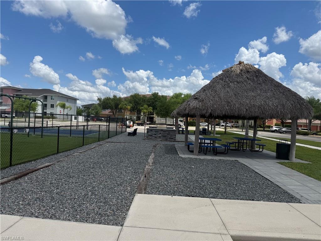 ISLES OF PORTO VISTA - Residential