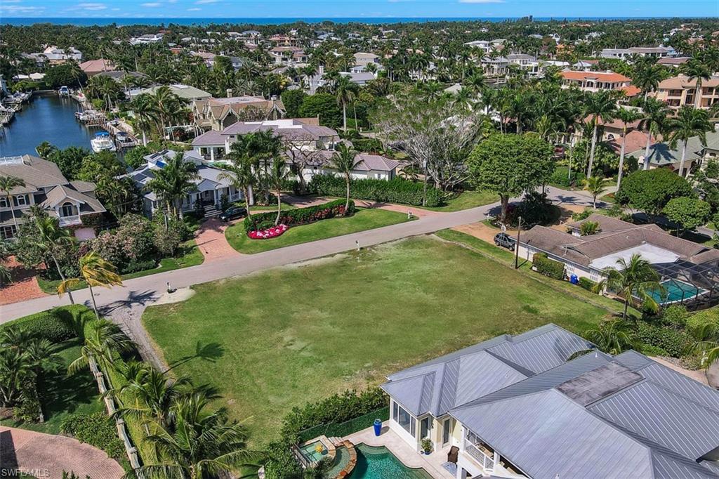 AQUALANE SHORES - Land