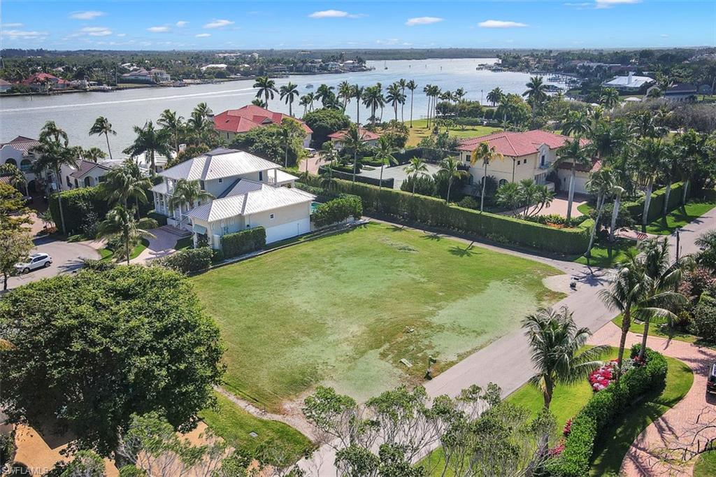 AQUALANE SHORES - Land