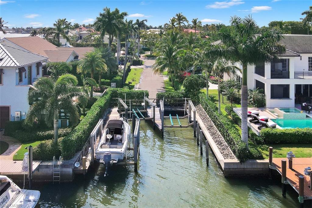 AQUALANE SHORES - Land