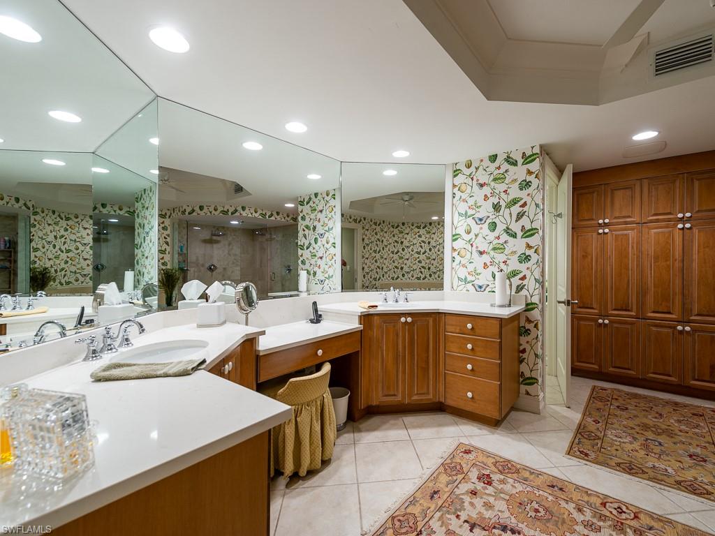 SEDGEMOOR CONDO - Residential