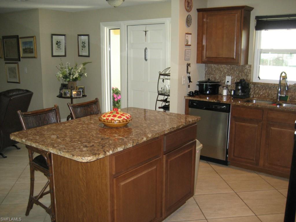 CYPRESS LAKE ESTATES - Residential