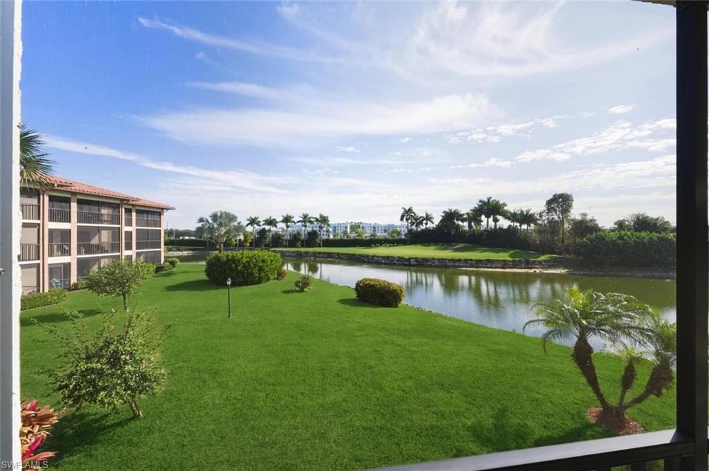 COUNTRYSIDE CONDOS - Residential