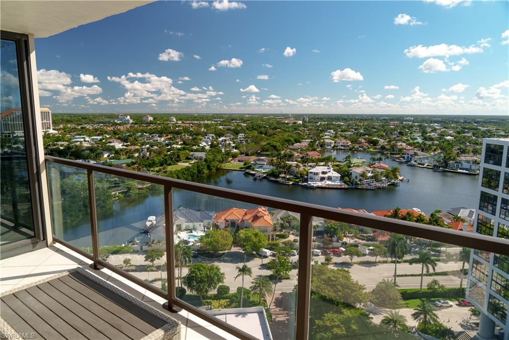 MERIDIAN CLUB - Residential