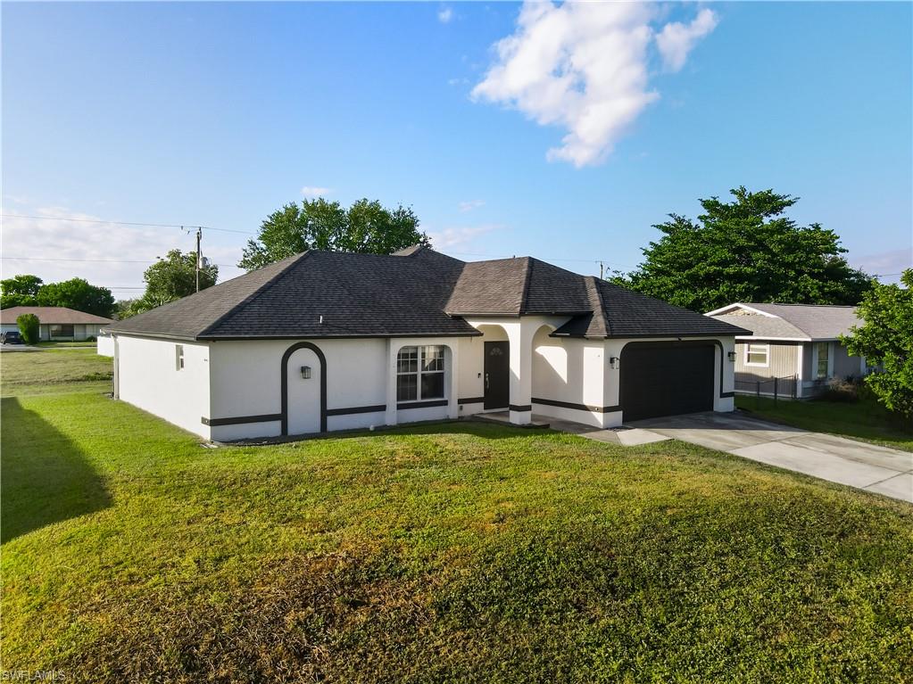 CAPE CORAL - Residential