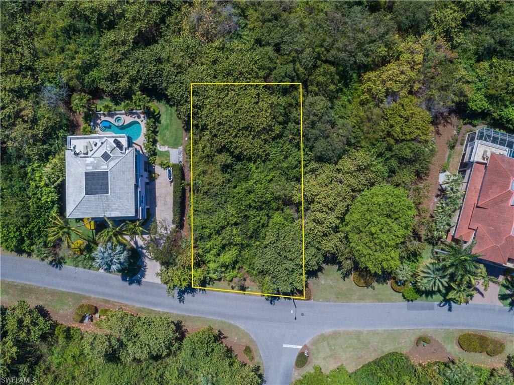 HIDEAWAY BEACH - Land