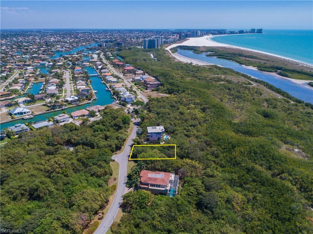 HIDEAWAY BEACH - Land