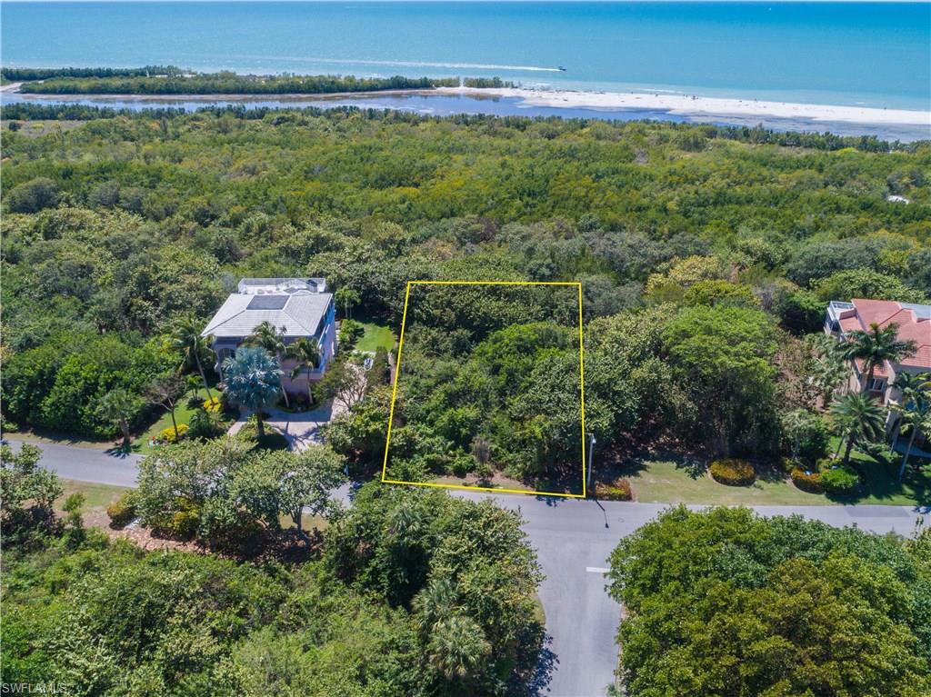 HIDEAWAY BEACH - Land