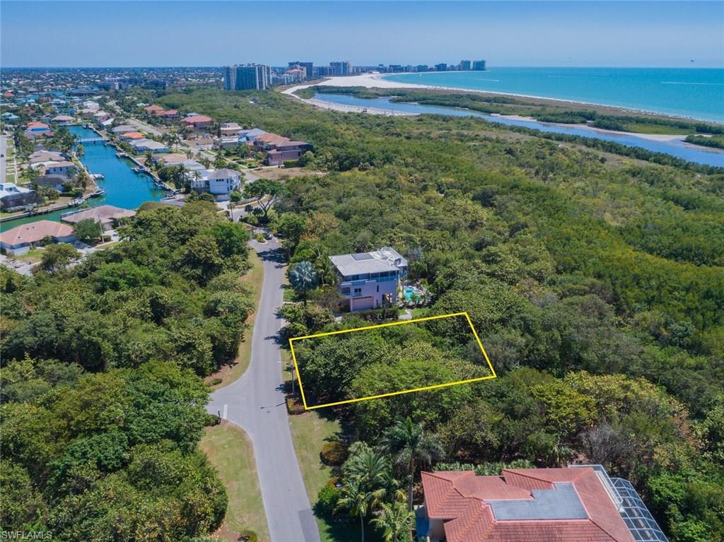 HIDEAWAY BEACH - Land