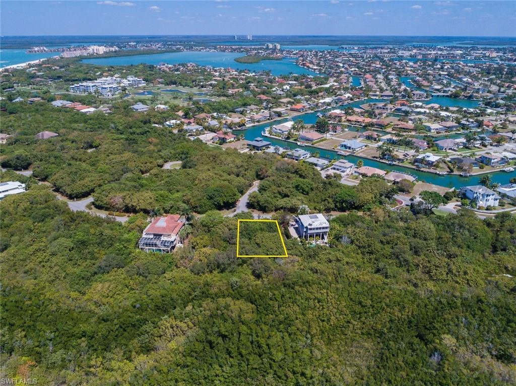 HIDEAWAY BEACH - Land