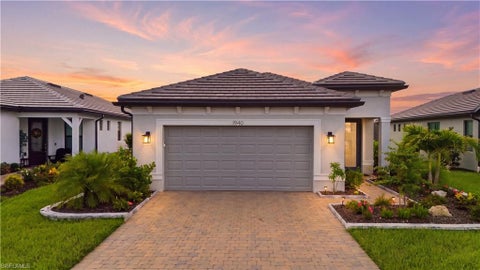 Photo of 1940 Sierra CT, NAPLES, FL 34120 (MLS # 226022613)