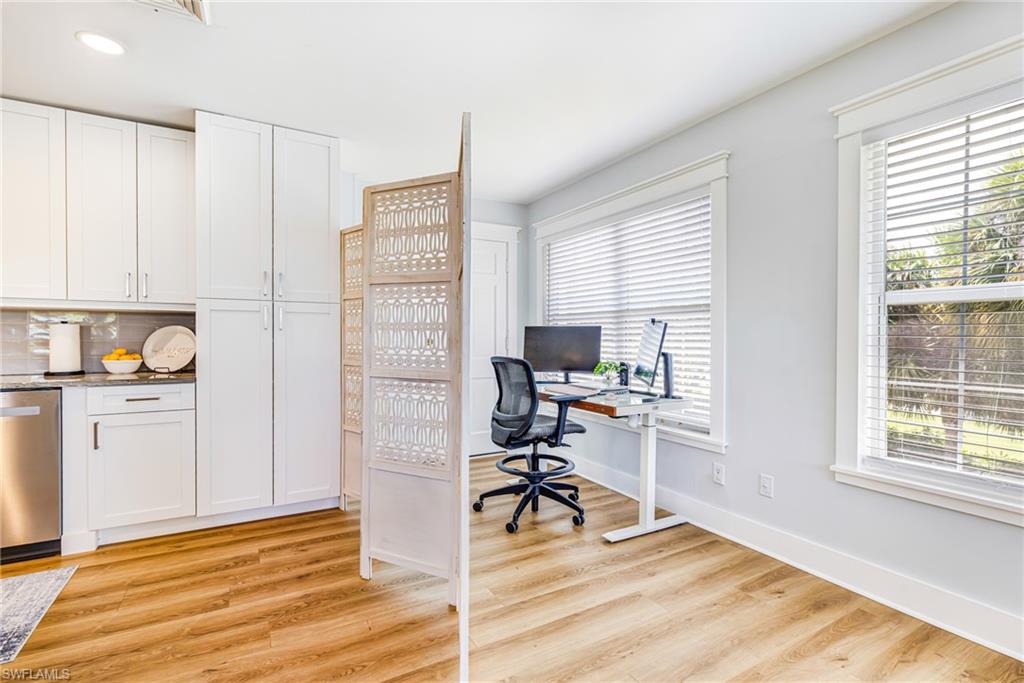 STRATFORD PLACE CONDO - Residential