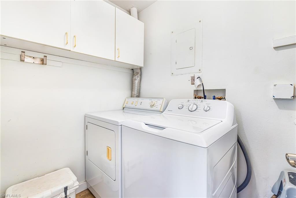 STRATFORD PLACE CONDO - Residential