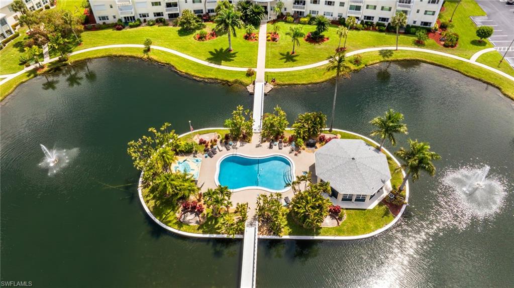 STRATFORD PLACE CONDO - Residential