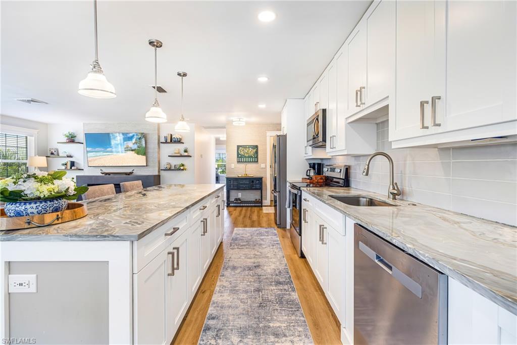 STRATFORD PLACE CONDO - Residential