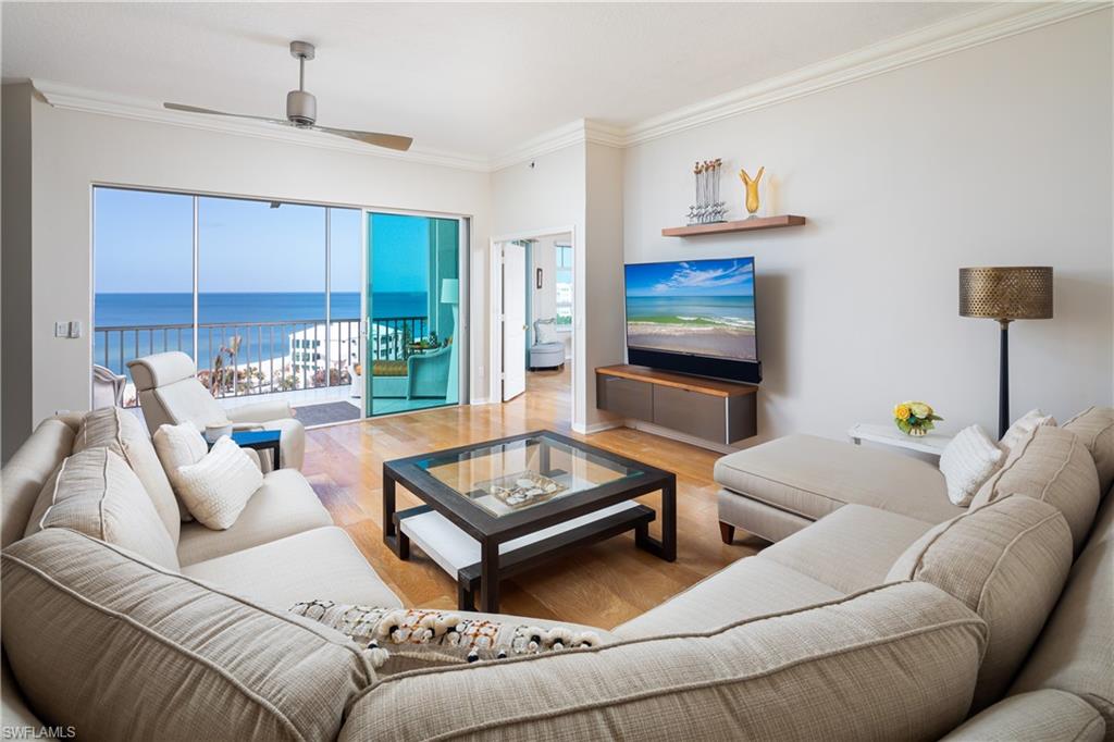 BAREFOOT BEACH CLUB - Residential