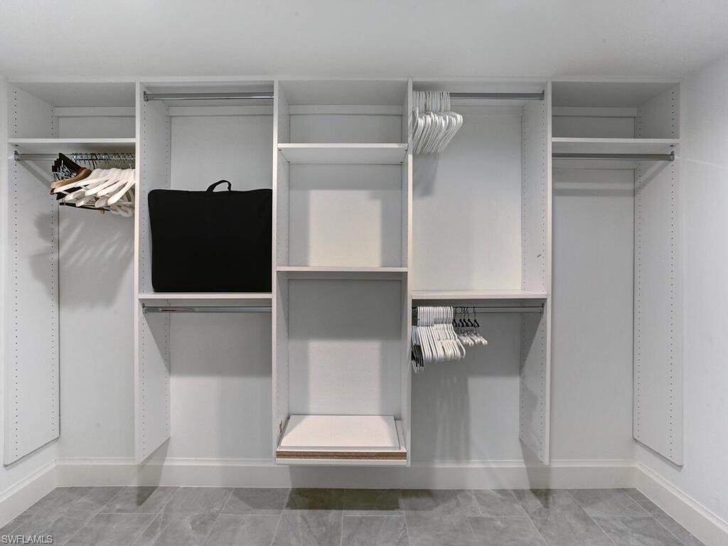 BEACH HOUSE AT NAPLES CAY - Residential