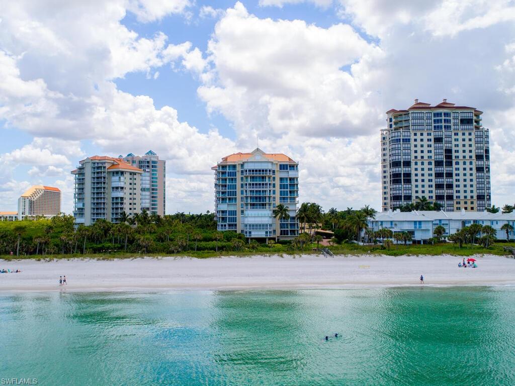 BEACH HOUSE AT NAPLES CAY - Residential